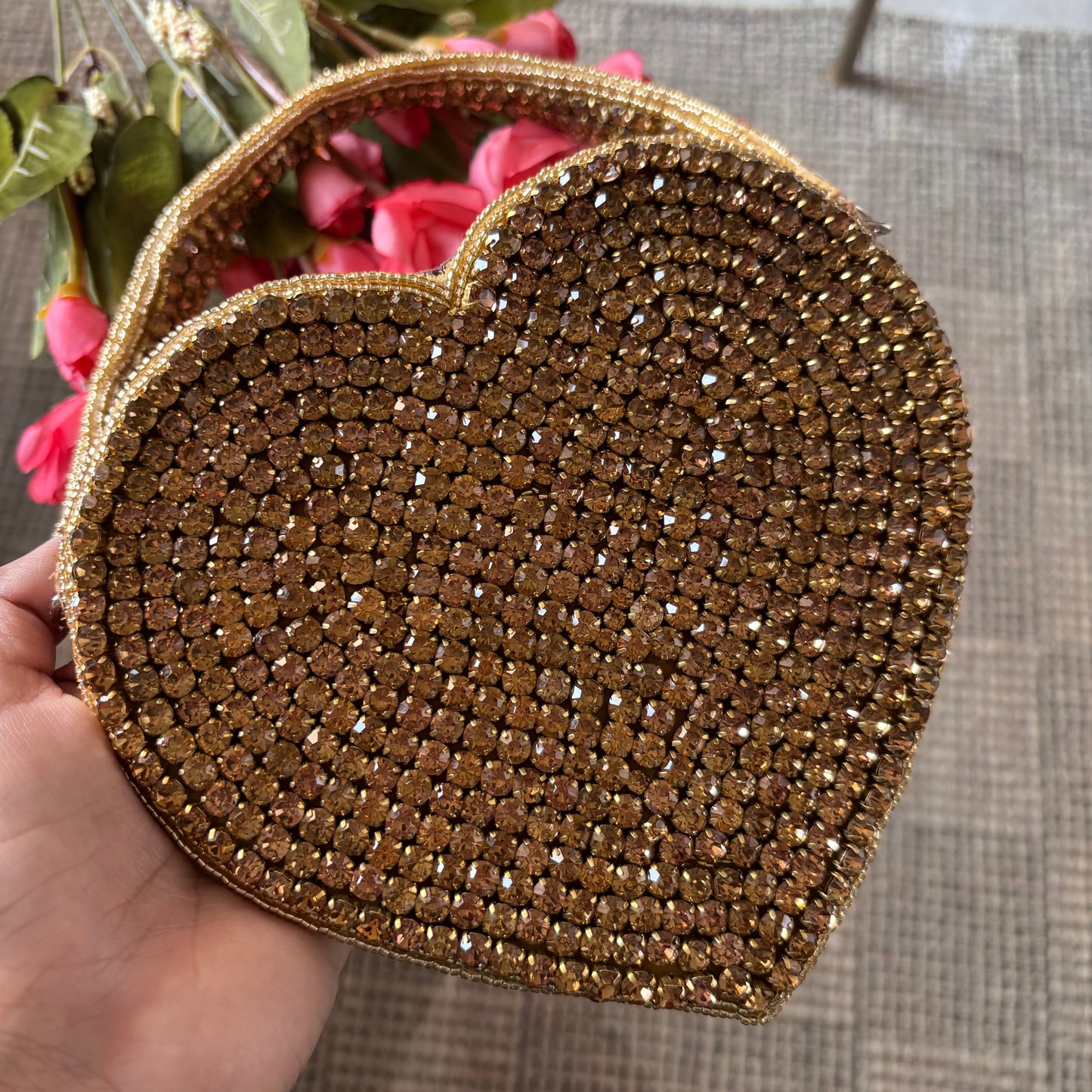 Ananya Heart Clutch - Gold