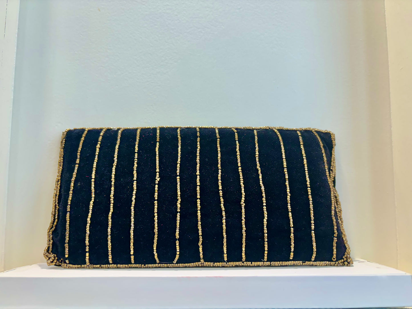Inaya Envelope Clutch - Black