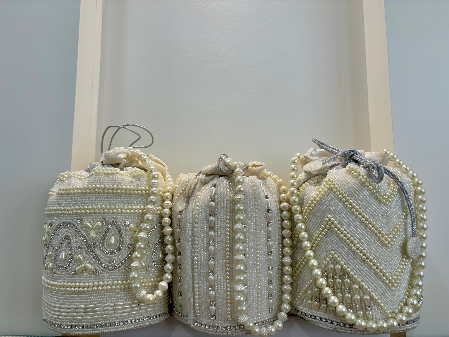 Ankita Bucket Potli - White