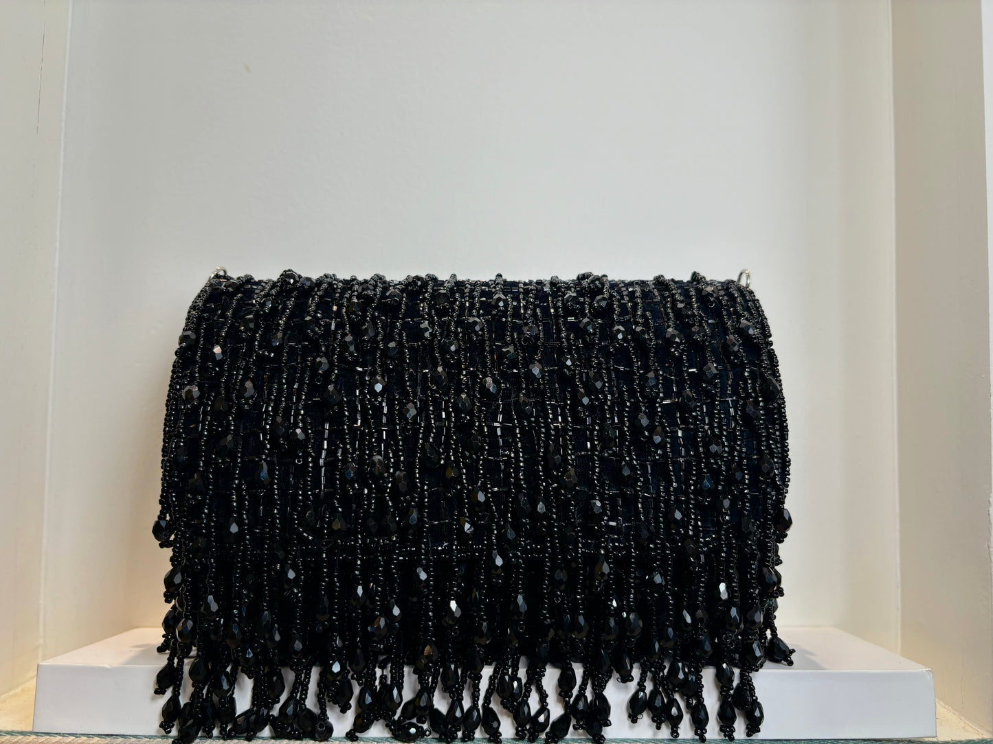 Dia Tassels Clutch - Black