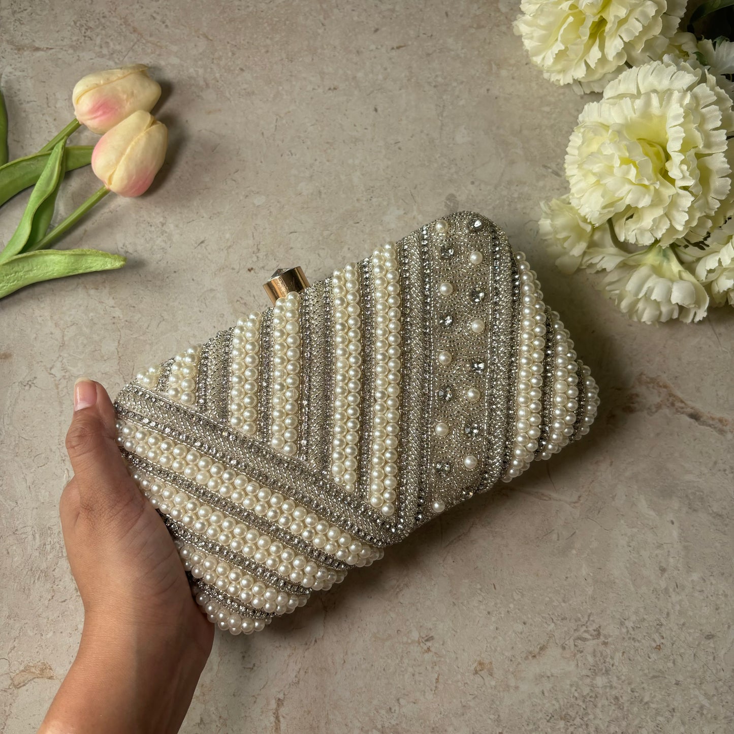 Tanu Pearl Clutch - Silver