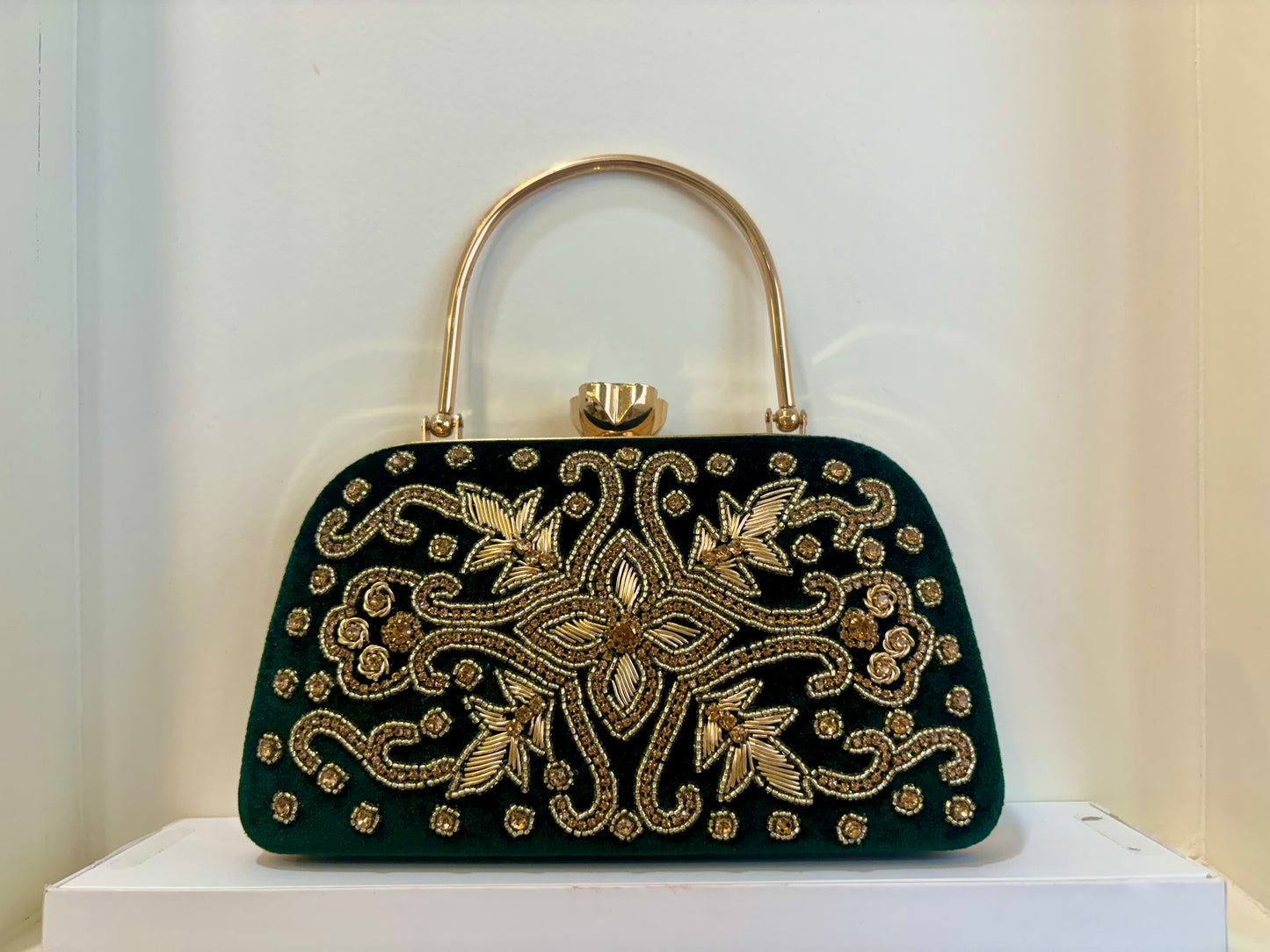 Kavita Motif Handle Clutch - Green